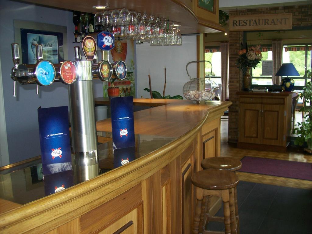 Hotel Restaurant La Tour Romaine - Haguenau - Strasbourg Nord Schweighouse-sur-Moder Luaran gambar