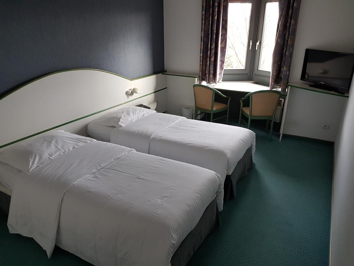 Hotel Restaurant La Tour Romaine - Haguenau - Strasbourg Nord Schweighouse-sur-Moder Luaran gambar