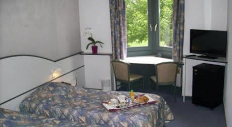 Hotel Restaurant La Tour Romaine - Haguenau - Strasbourg Nord Schweighouse-sur-Moder Luaran gambar